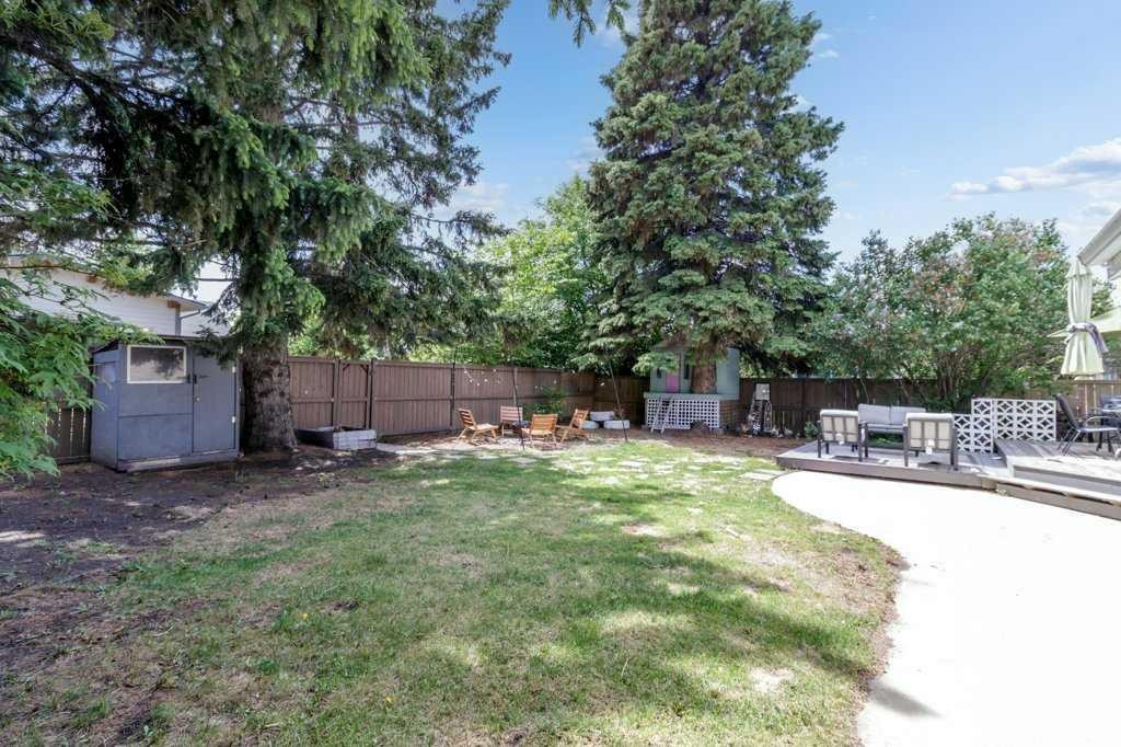 









5


Selkirk

Boulevard,
Red Deer,




AB
T4N 0G1

