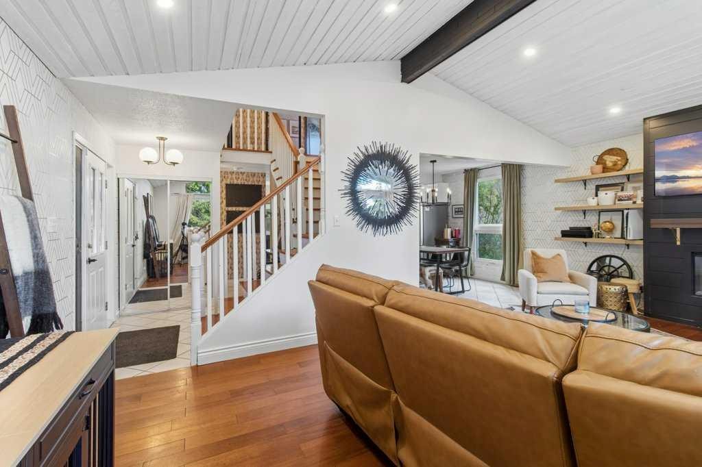 









5


Selkirk

Boulevard,
Red Deer,




AB
T4N 0G1


