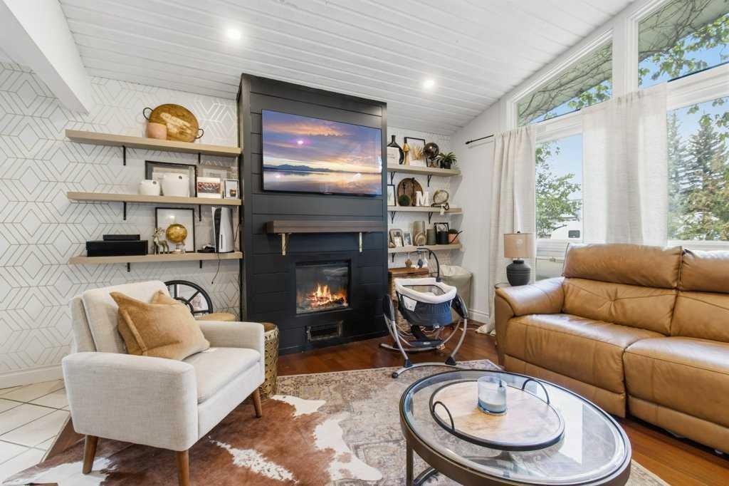 









5


Selkirk

Boulevard,
Red Deer,




AB
T4N 0G1


