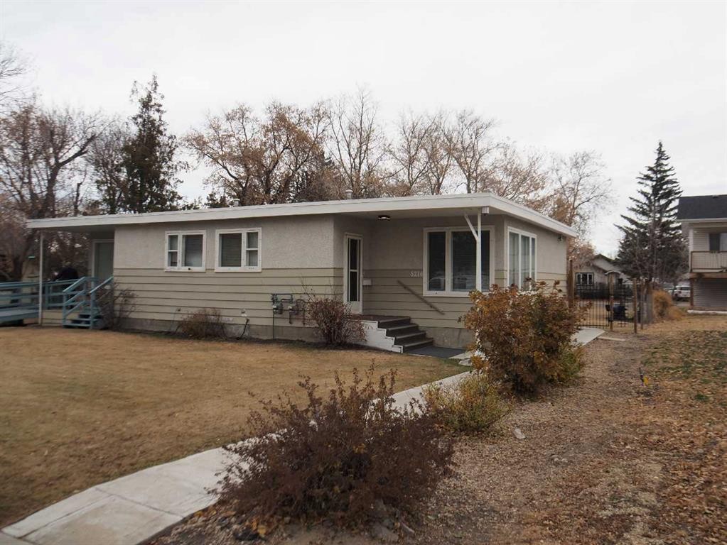 









5218 & 5216


56 Ave

,
Ponoka,




AB
T4J 1G6

