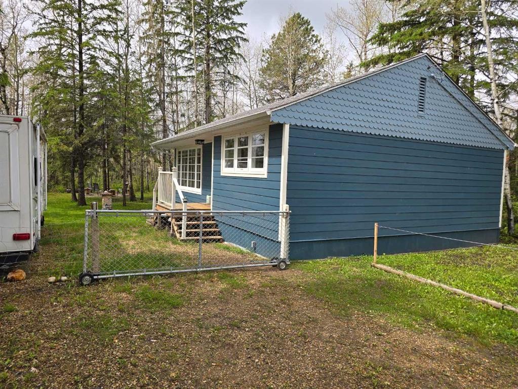 









28126


Township Road 411

, 356,
Rural Lacombe County,




AB
T4L 2N3

