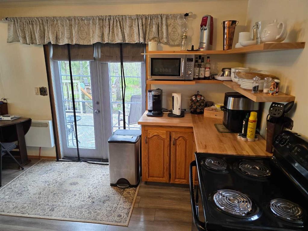 









28126


Township Road 411

, 356,
Rural Lacombe County,




AB
T4L 2N3

