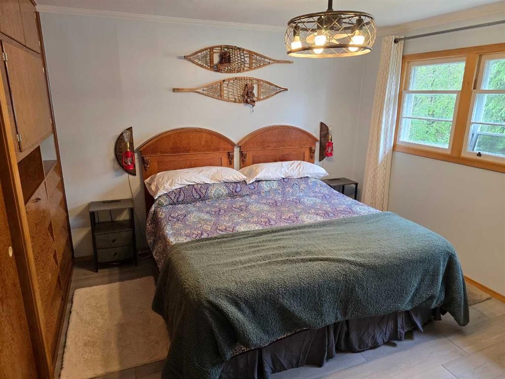 









28126


Township Road 411

, 356,
Rural Lacombe County,




AB
T4L 2N3

