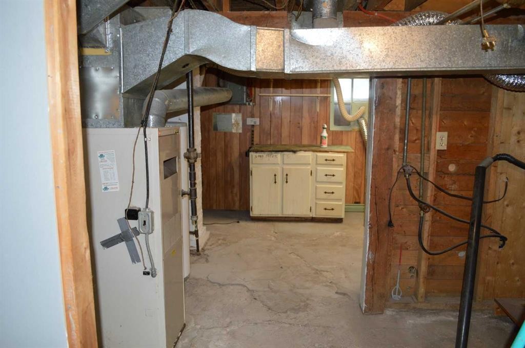 









5259


51

Street,
Lacombe,




AB
T4L1H7

