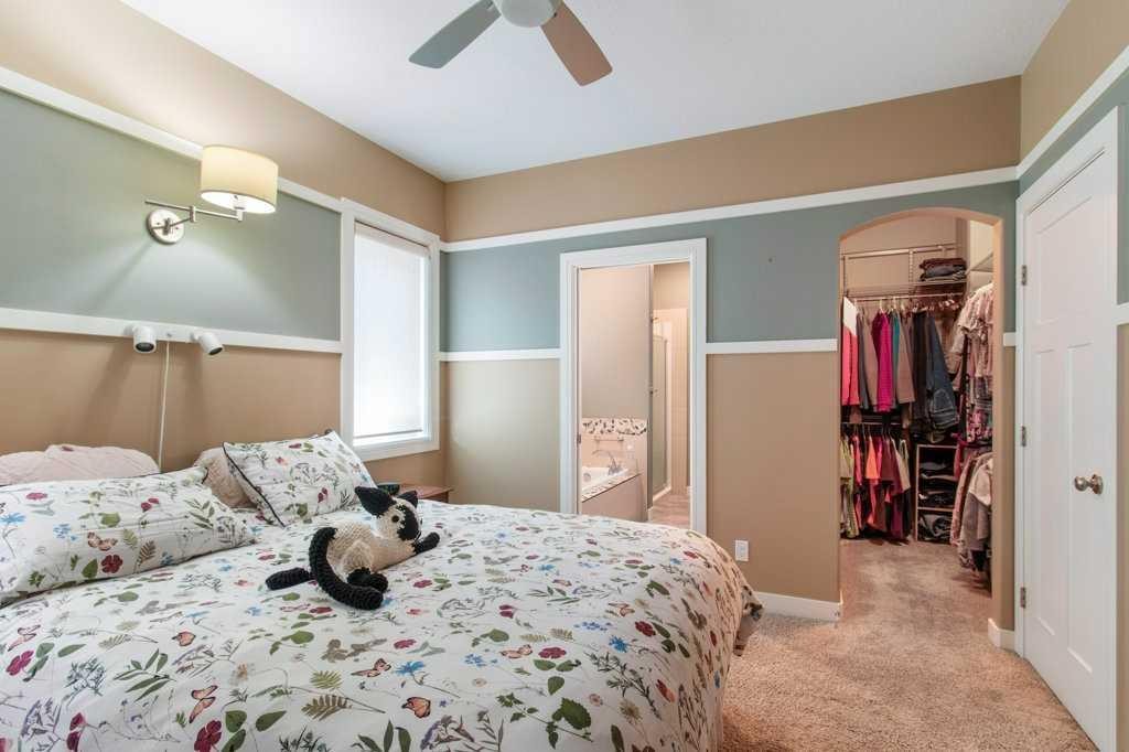 









12


Beardsley

Crescent,
Lacombe,




AB
T4L 0G4


