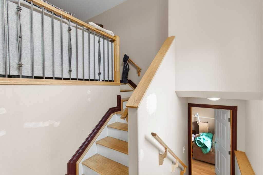 









28


Hunter

Road,
Sylvan Lake,




AB
T4S 2L6

