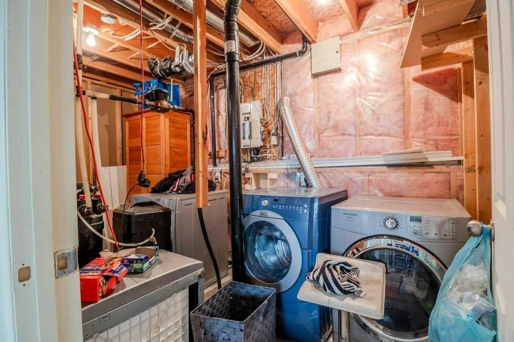 









28


Hunter

Road,
Sylvan Lake,




AB
T4S 2L6

