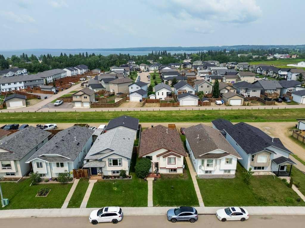 









28


Hunter

Road,
Sylvan Lake,




AB
T4S 2L6

