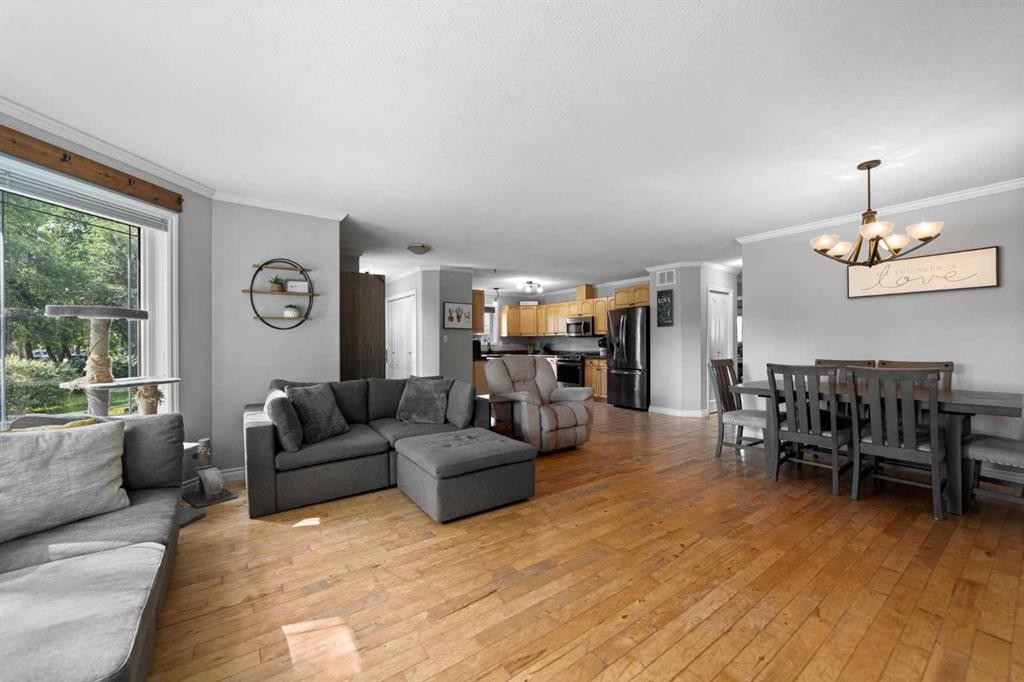 









5224


43

Street,
Camrose,




AB
T4V 1B7

