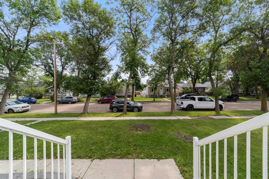 









5224


43

Street,
Camrose,




AB
T4V 1B7

