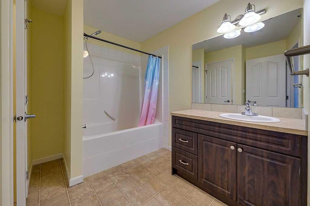 









5040


53

Street, 413,
Sylvan Lake,




AB
T4S 0A1

