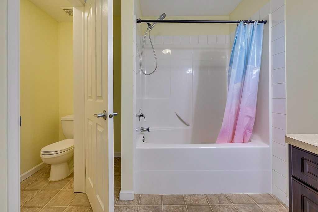 









5040


53

Street, 413,
Sylvan Lake,




AB
T4S 0A1

