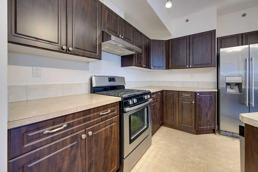 









5040


53

Street, 413,
Sylvan Lake,




AB
T4S 0A1

