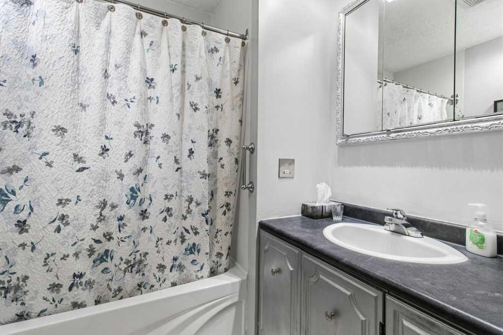 









80


Oliver

Street,
Red Deer,




AB
T4P 1V6

