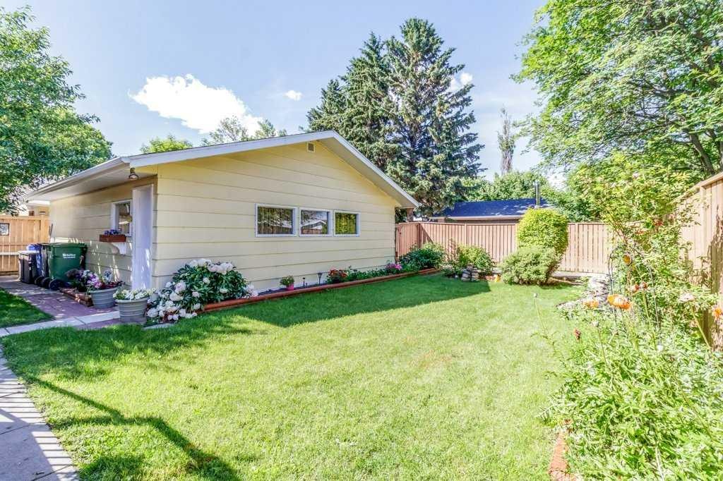 









80


Oliver

Street,
Red Deer,




AB
T4P 1V6

