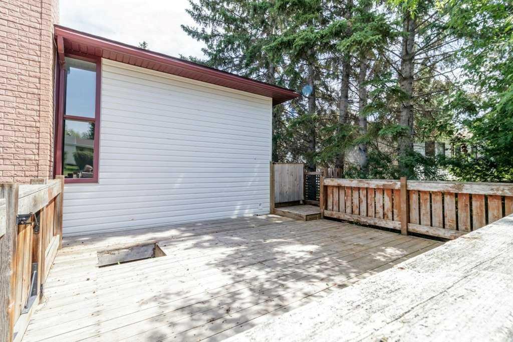 









4719


46

Avenue,
Sylvan Lake,




AB
T4S 1L4

