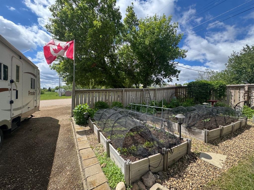 









5001


45

Street,
Sedgewick,




AB
T0B0C4

