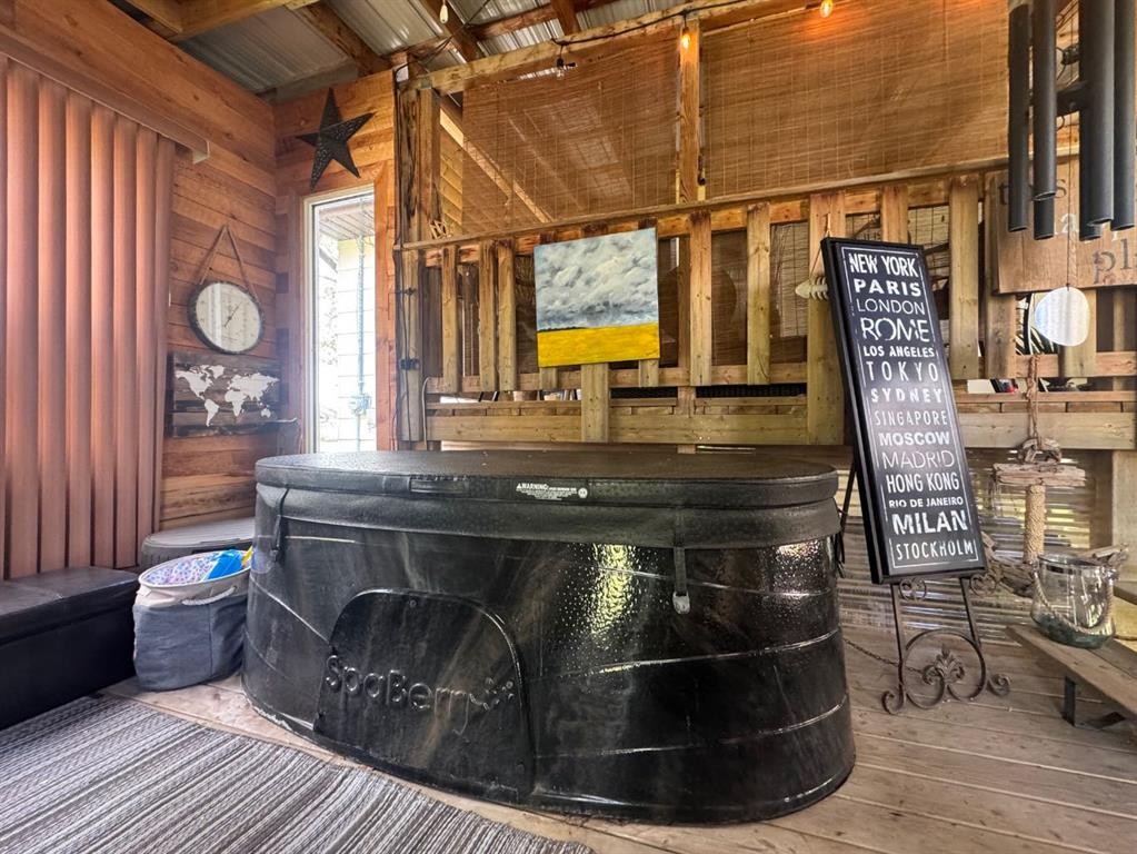 









5001


45

Street,
Sedgewick,




AB
T0B0C4

