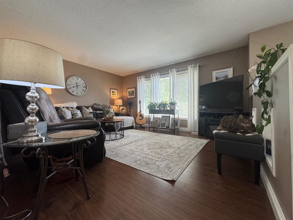 









5001


45

Street,
Sedgewick,




AB
T0B0C4

