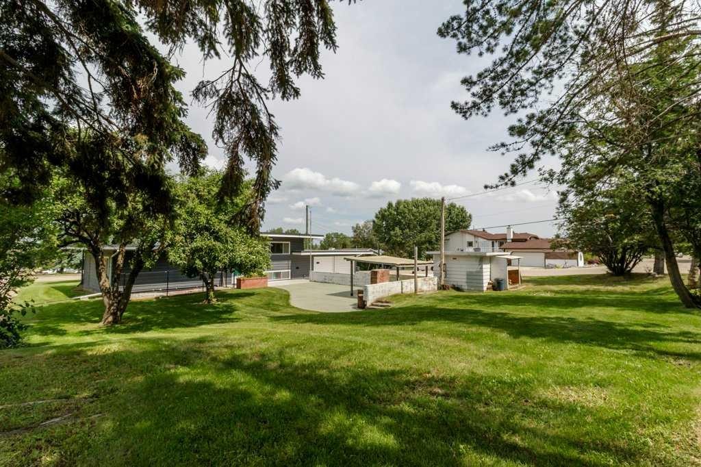 









5307


48

Avenue,
Sylvan Lake,




AB
T4S 1G5

