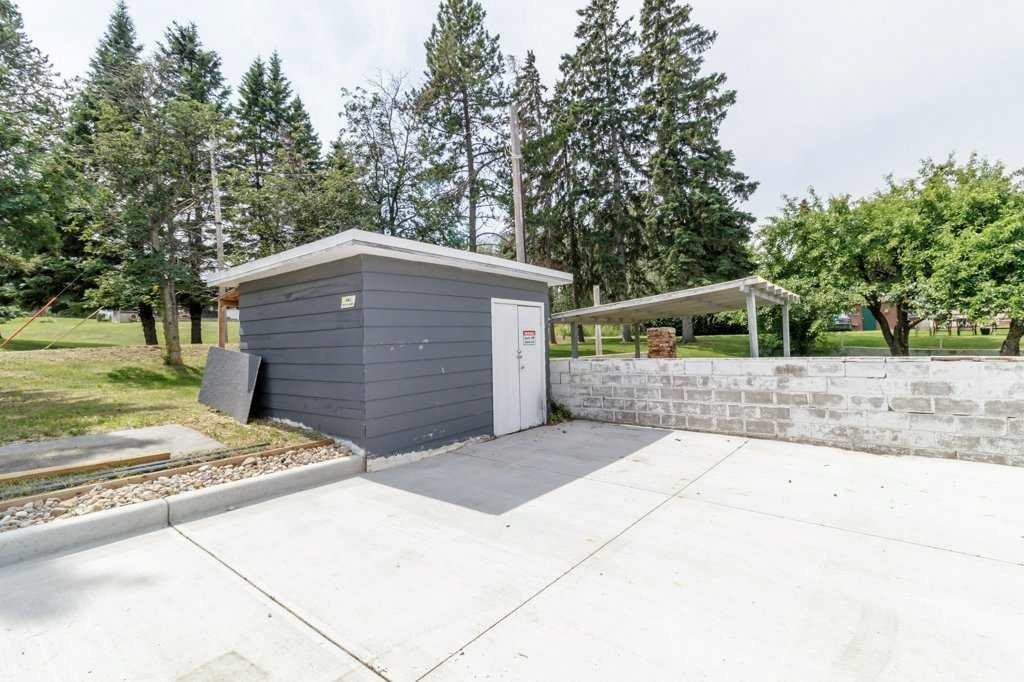









5307


48

Avenue,
Sylvan Lake,




AB
T4S 1G5

