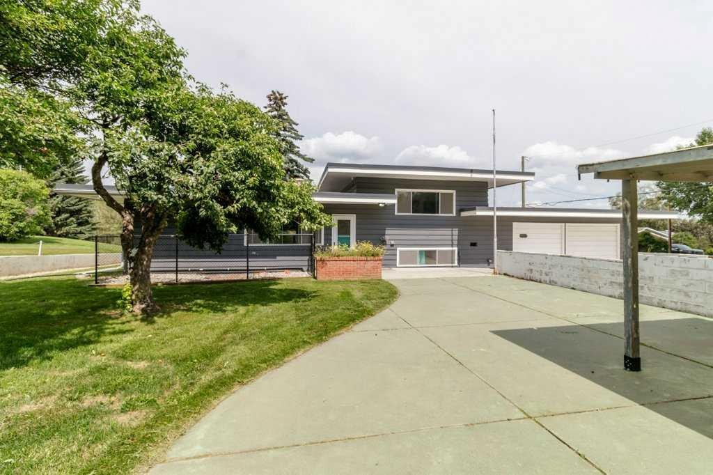 









5307


48

Avenue,
Sylvan Lake,




AB
T4S 1G5

