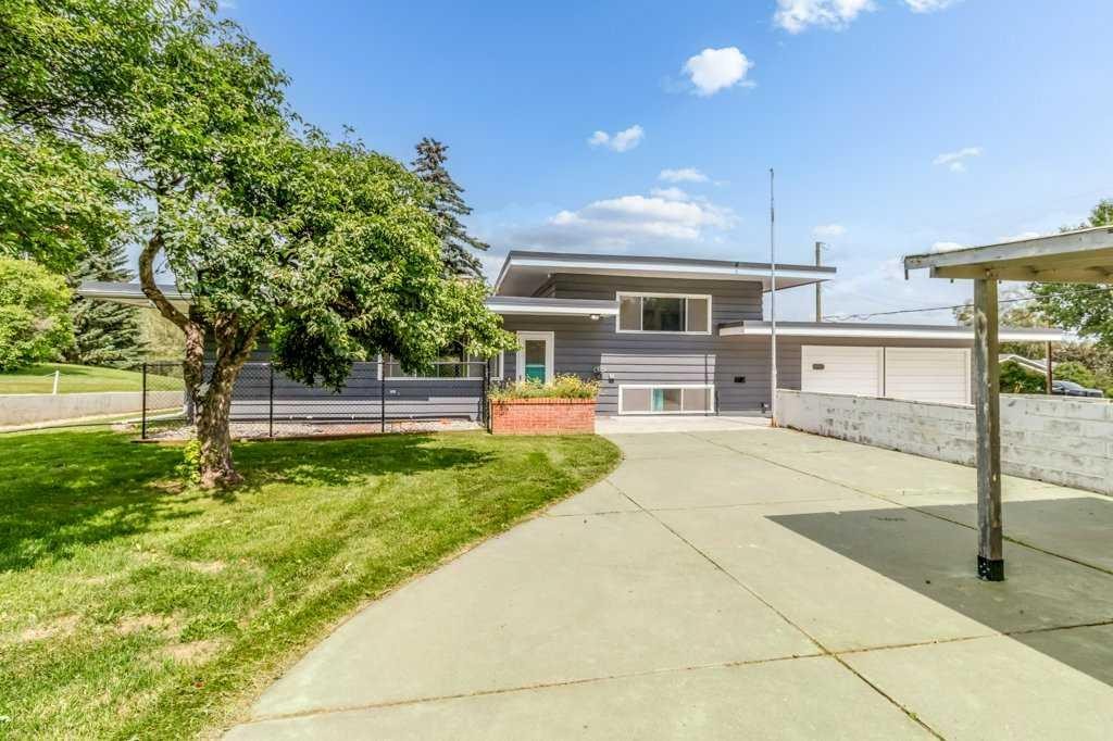









5307


48

Avenue,
Sylvan Lake,




AB
T4S 1G5

