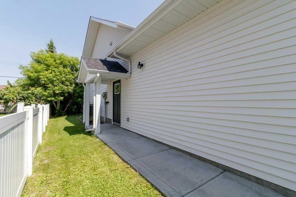 









3902


46

Street,
Red Deer,




AB
T4N 1M1

