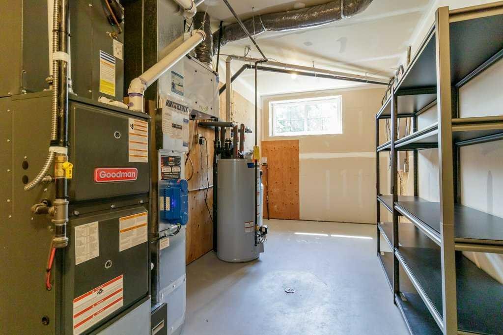 









3902


46

Street,
Red Deer,




AB
T4N 1M1

