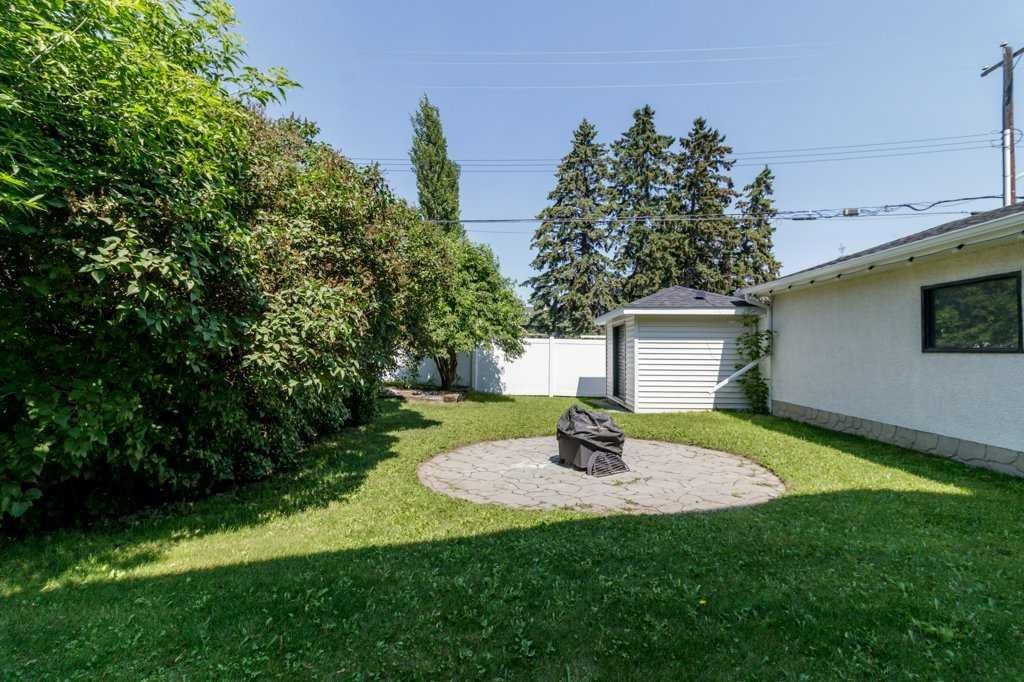 









3902


46

Street,
Red Deer,




AB
T4N 1M1

