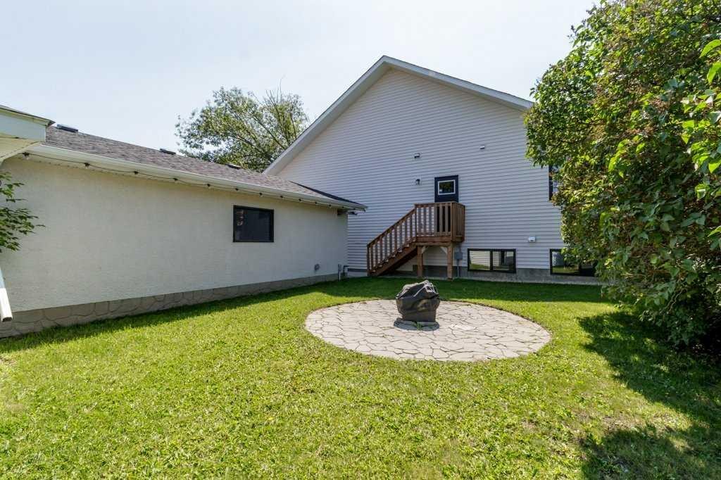 









3902


46

Street,
Red Deer,




AB
T4N 1M1

