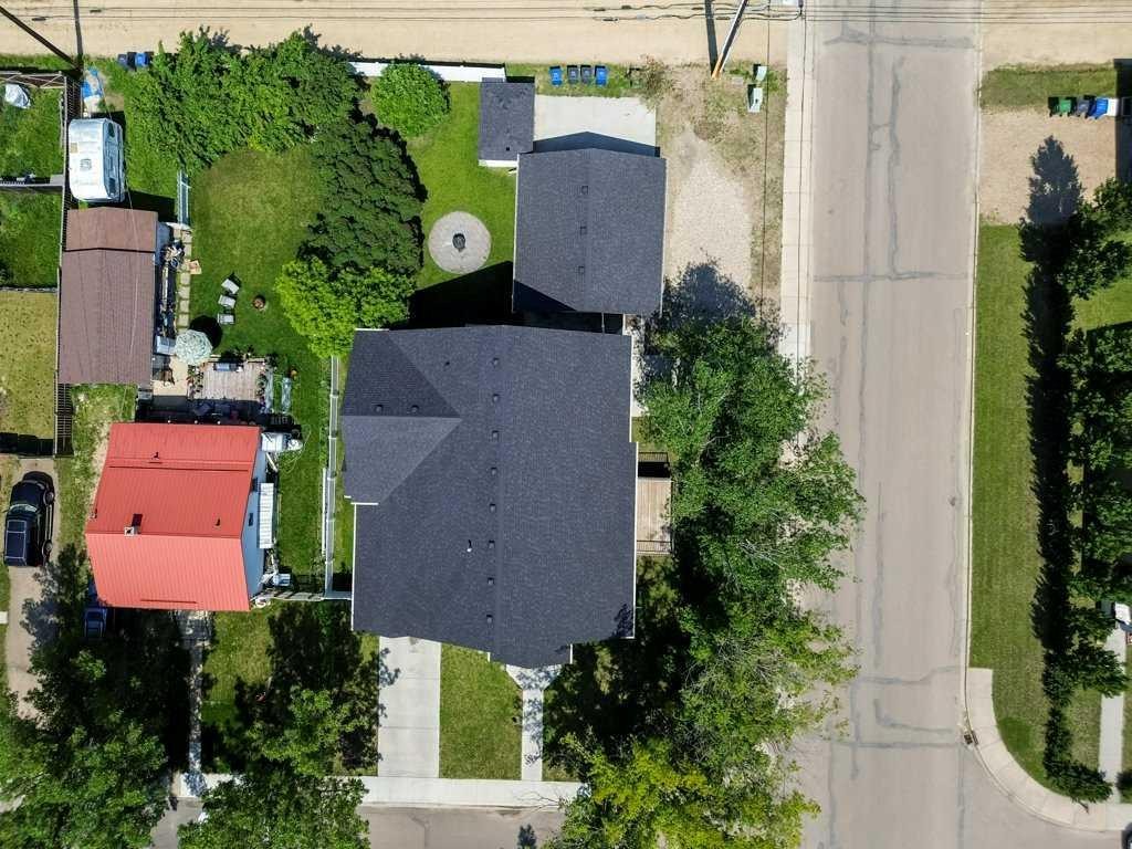 









3902


46

Street,
Red Deer,




AB
T4N 1M1

