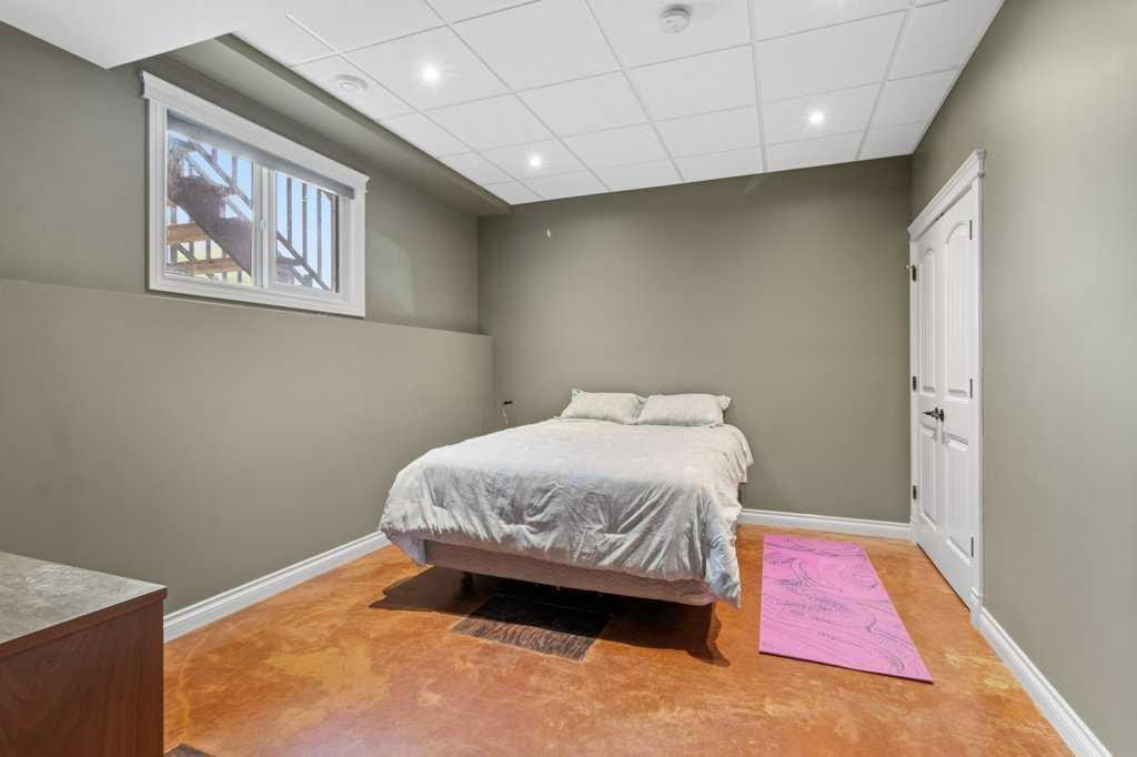 









6002


Orr

Drive,
Red Deer,




AB
T4P 0C9

