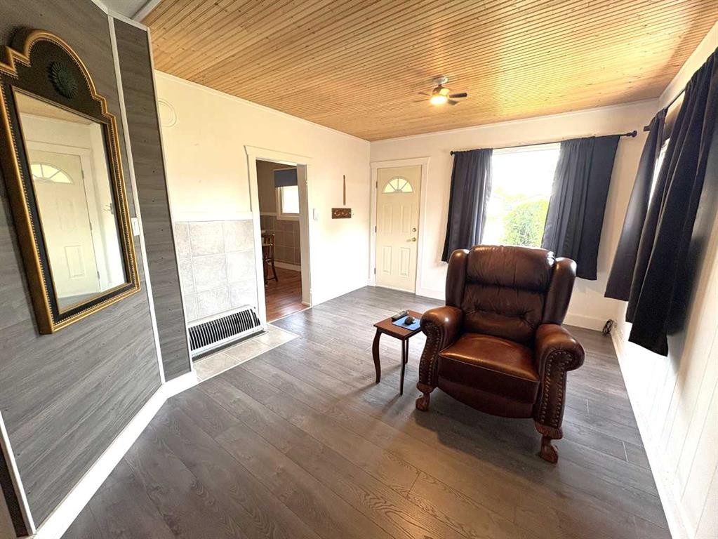 









109


Brownlee

Street,
Heisler,




AB
T0B 2A0

