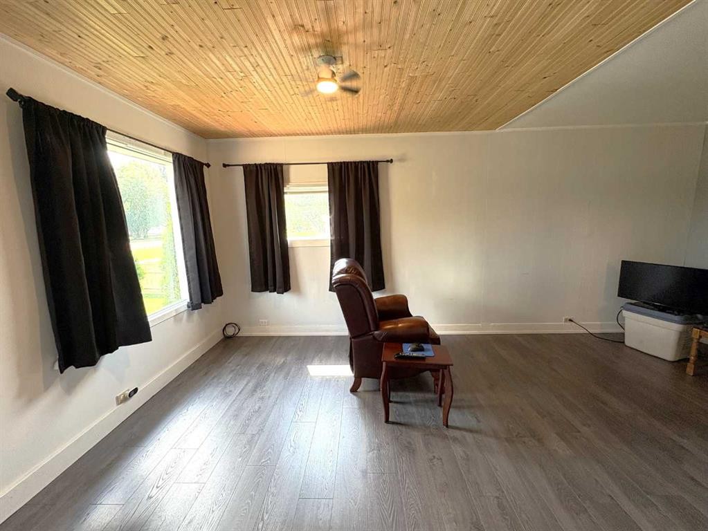 









109


Brownlee

Street,
Heisler,




AB
T0B 2A0

