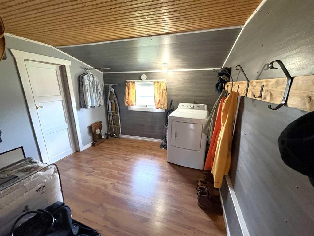









109


Brownlee

Street,
Heisler,




AB
T0B 2A0

