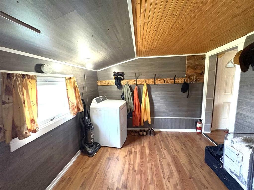 









109


Brownlee

Street,
Heisler,




AB
T0B 2A0

