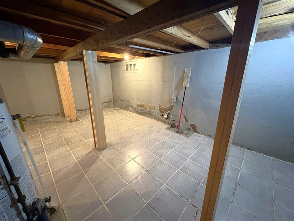 









109


Brownlee

Street,
Heisler,




AB
T0B 2A0

