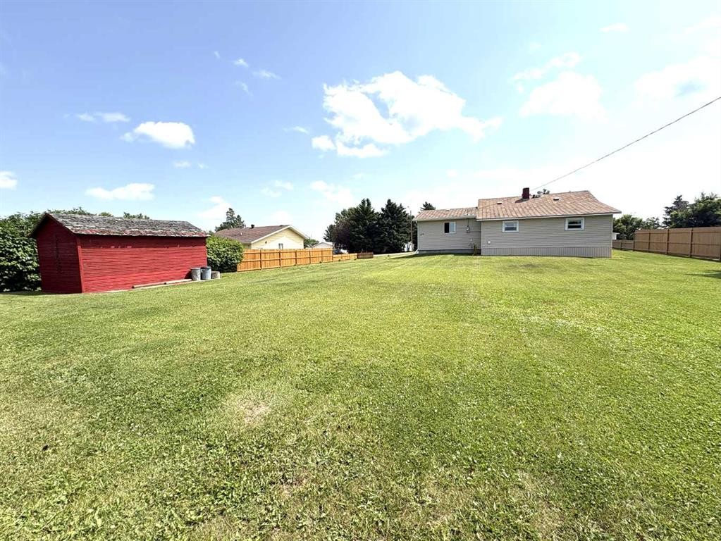 









109


Brownlee

Street,
Heisler,




AB
T0B 2A0

