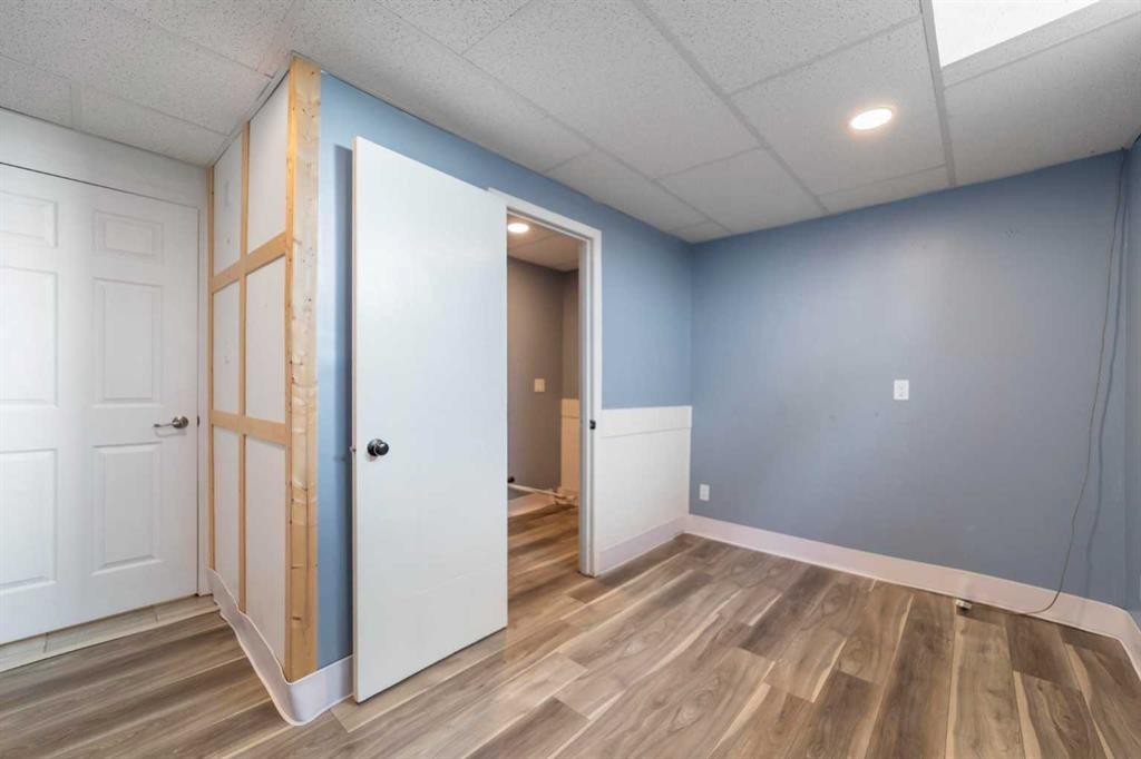 









318


Main Street

,
Ferintosh,




AB
T0B1M0

