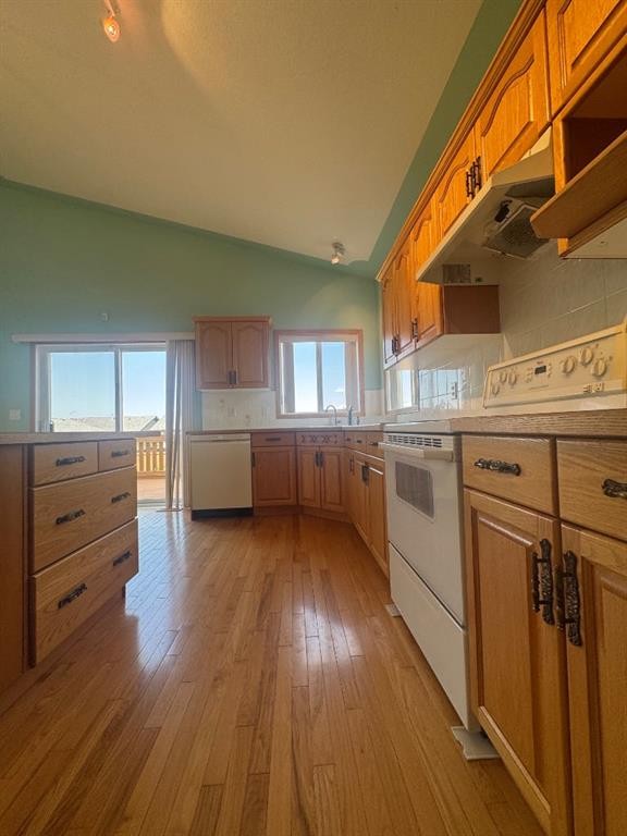 









114


Sunridge

Avenue,
Blackfalds,




AB
T0M0J0

