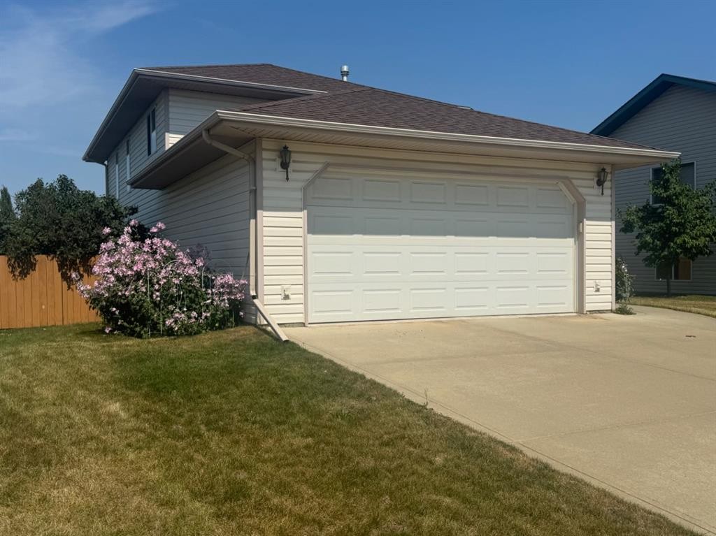 









114


Sunridge

Avenue,
Blackfalds,




AB
T0M0J0

