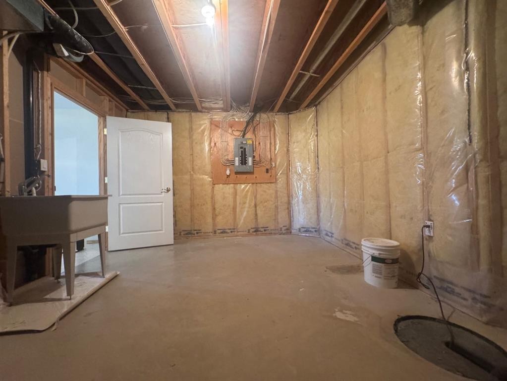 









114


Sunridge

Avenue,
Blackfalds,




AB
T0M0J0

