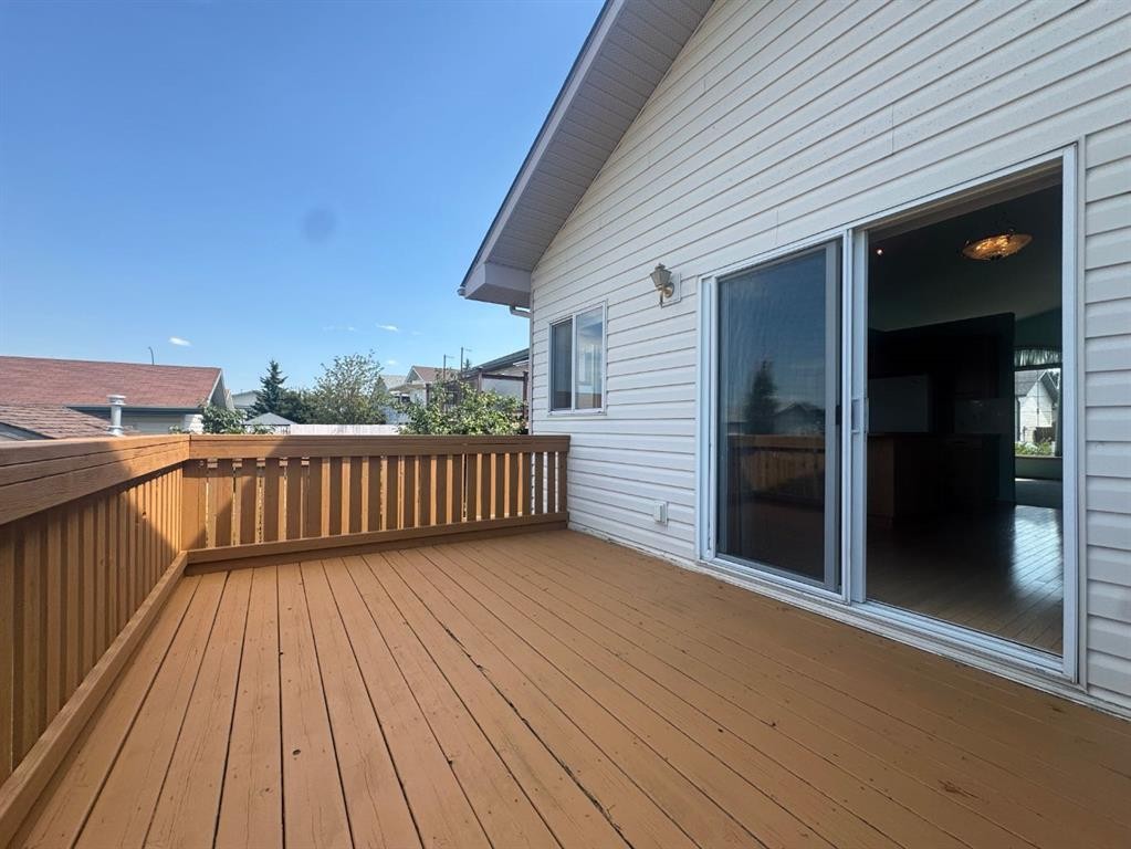 









114


Sunridge

Avenue,
Blackfalds,




AB
T0M0J0

