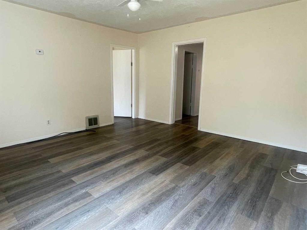 









5306


50

Street,
Camrose,




AB
T4V1R6

