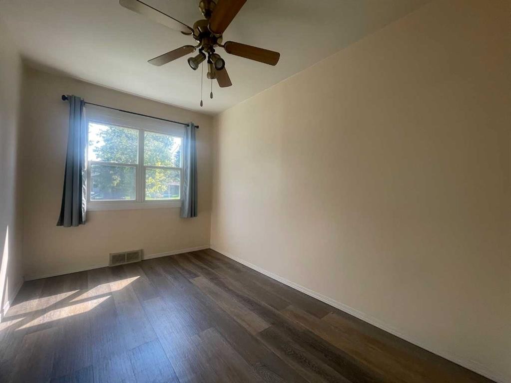 









5306


50

Street,
Camrose,




AB
T4V1R6

