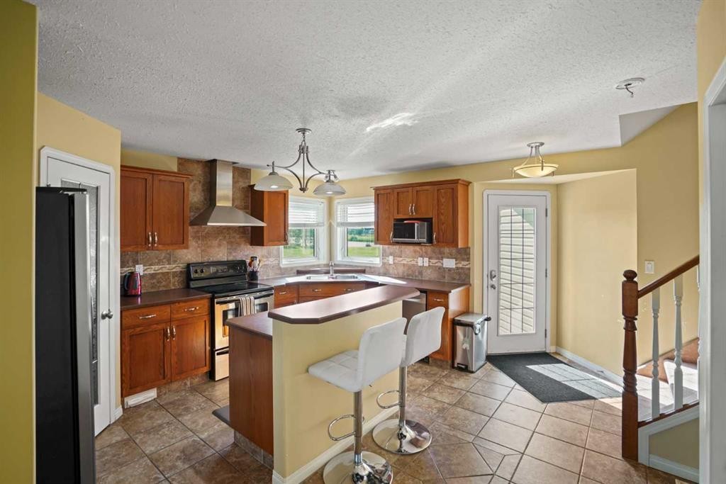 









2502


Valleyview

Drive,
Camrose,




AB
T4V 1V6

