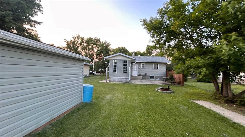 









4107


50

Avenue,
Camrose,




AB
T4V 0P7

