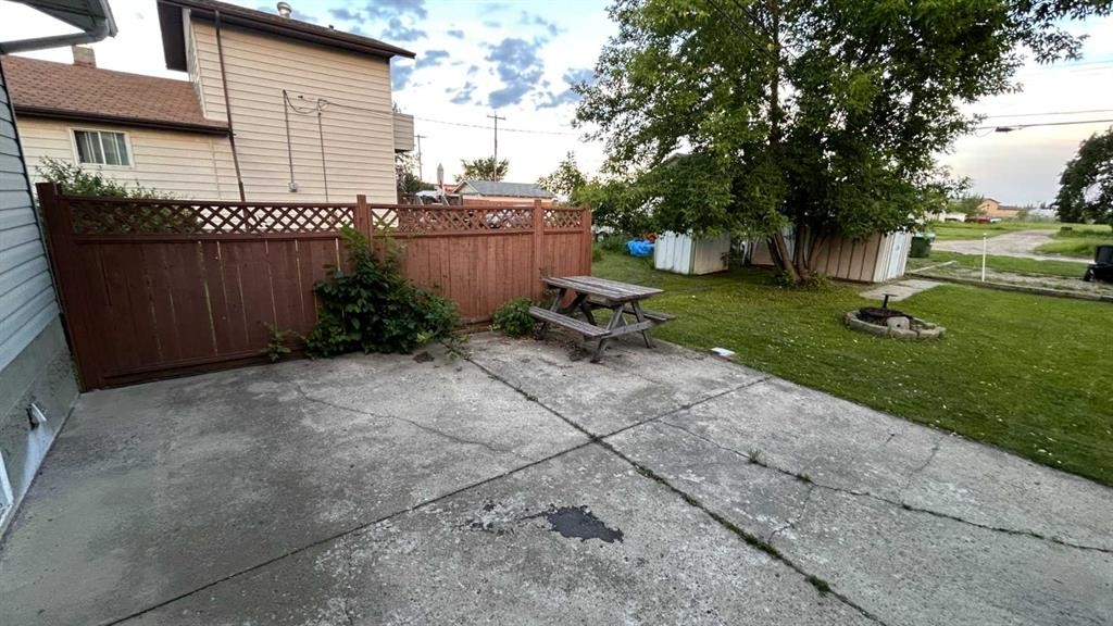 









4107


50

Avenue,
Camrose,




AB
T4V 0P7


