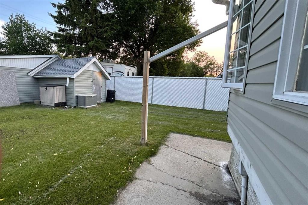 









4107


50

Avenue,
Camrose,




AB
T4V 0P7

